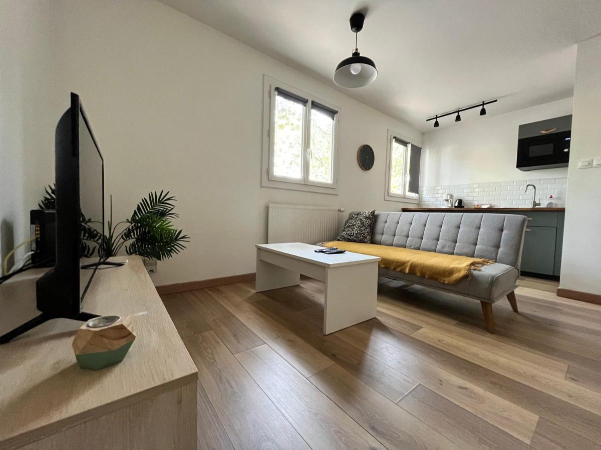 Studio Antigone, Wifi, Parking, Tv, Parking มงต์เปอลิเยร์ ภายนอก รูปภาพ